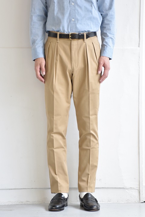 BARNSTORMER（バーンストーマー） ツータックチノパンツ カーキ