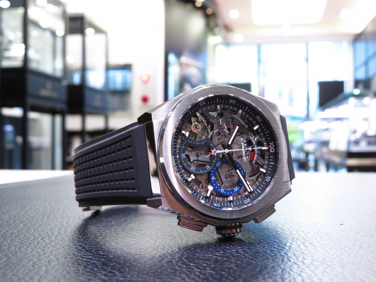 クロノグラフ秒針の動きは圧巻！？これからの季節に映える「デファイ