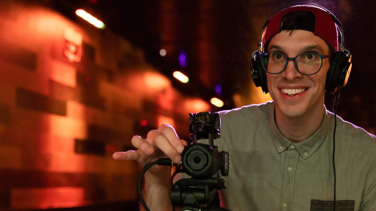 Q8n-4K Handy Video Camera | ZOOM