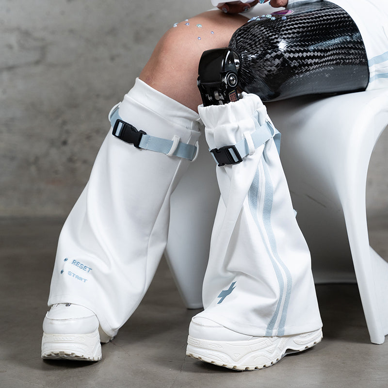 GAME OVER レッグウォーマー(プラスサイズモデルVer.) – ACDC RAG