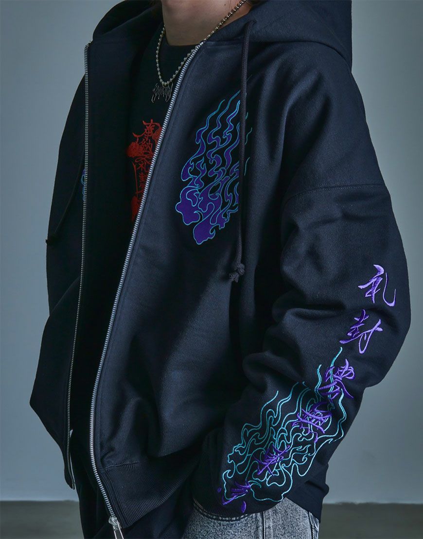 REFLEM【レフレム】オリエンタル刺繍ヘビーウェイトジップアップ