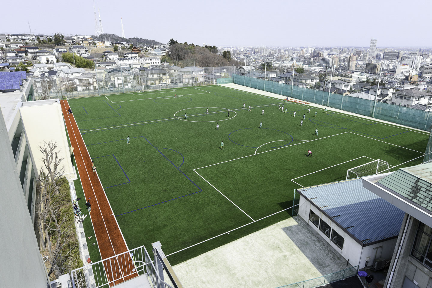 土木, 作品集 聖和学園高等学校三神峯キャンパス人工芝グラウンド