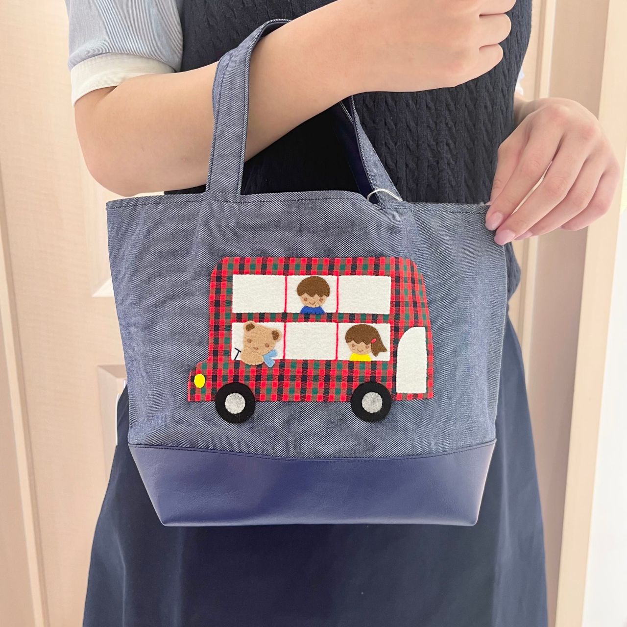 新登場☆秋のデニムバッグ｜ファミリア伊勢丹新宿店ファミリアショップ