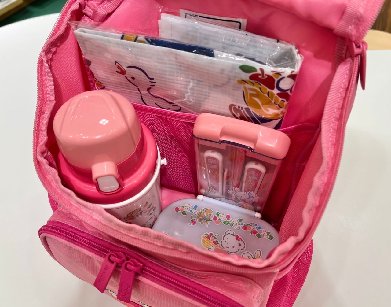 西宮阪急】新登場のリュックサック⭐︎｜ファミリア西宮阪急の公式ブログ