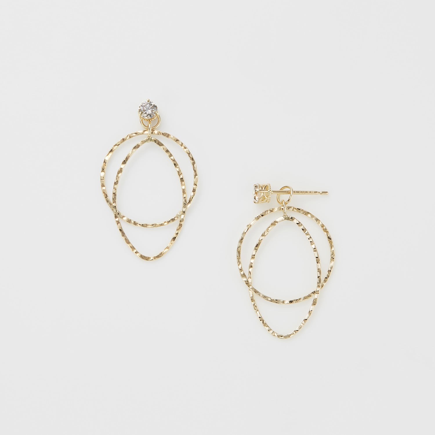 K18ダイヤモンドピアス（0.1ct）｜ピアス｜アガット 公式オンラインストア