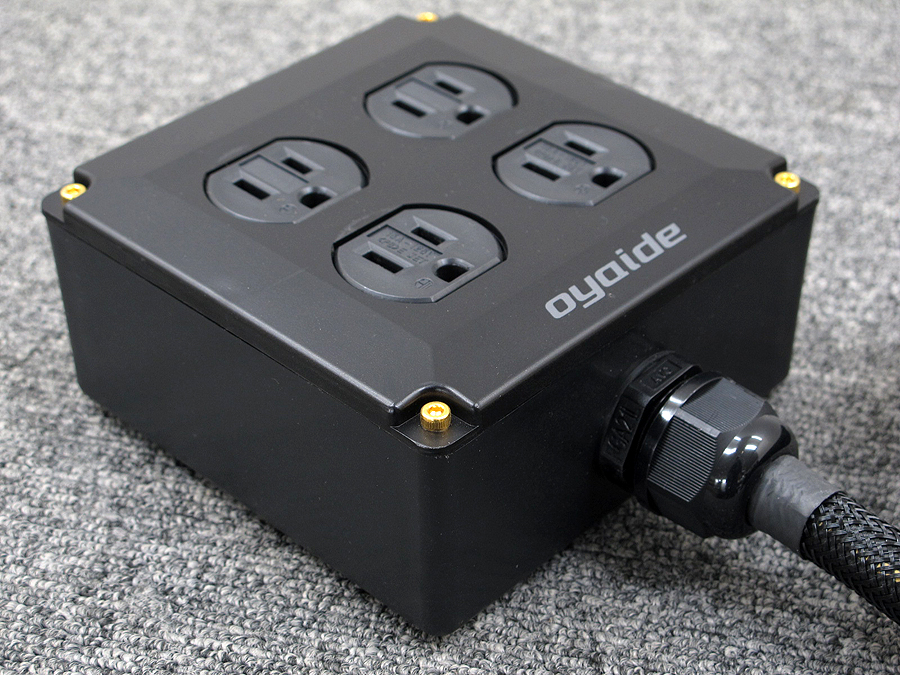 オヤイデ OYAIDE OCB-1 SX 2.0m 電源タップ @22512 / 中古オーディオ