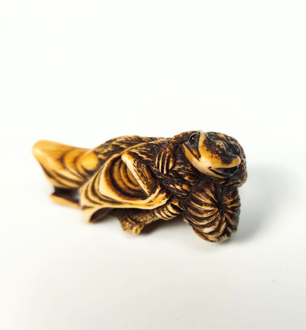 象牙彫蝦蟇仙人根付 – 古美術西川