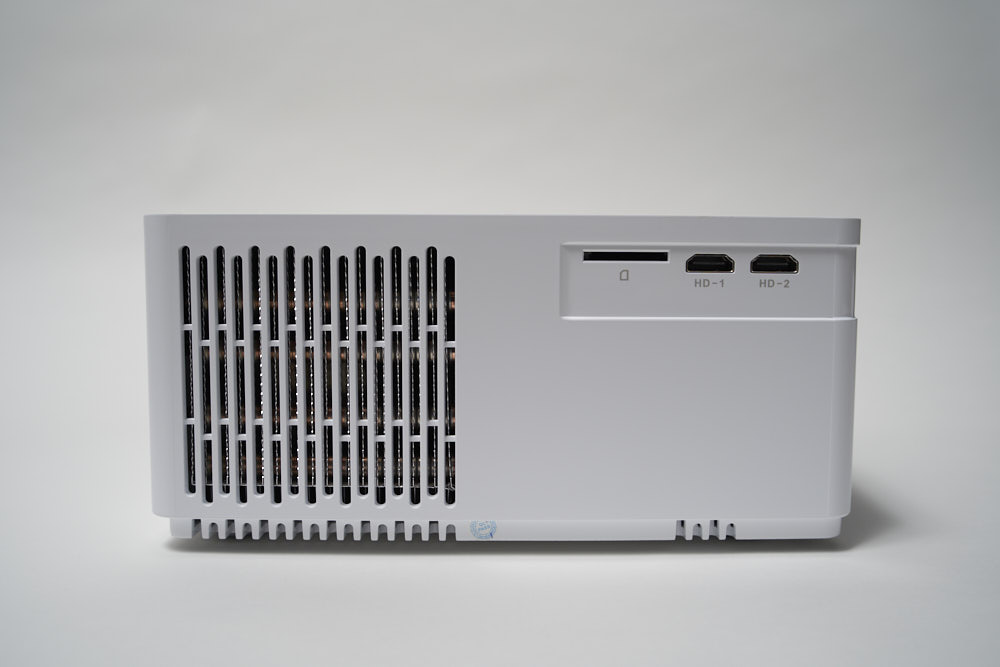 レビュー】中華プロジェクター「TR81」を購入してみました【TOPTRO