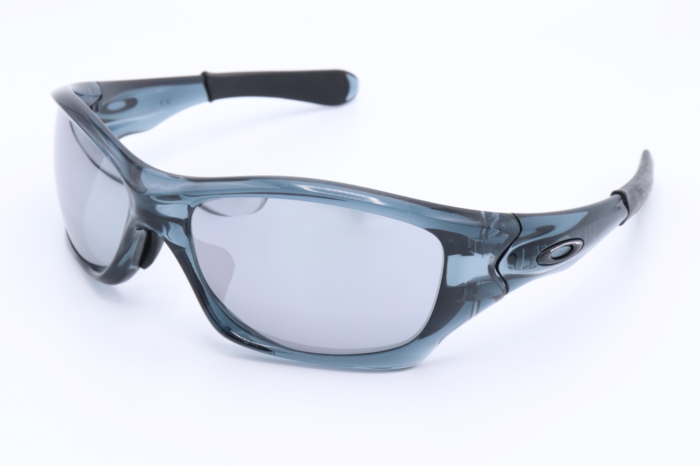 OAKLEY-オークリー、PIT BULL-ピットブル、レンズ交換はお任せ下さい