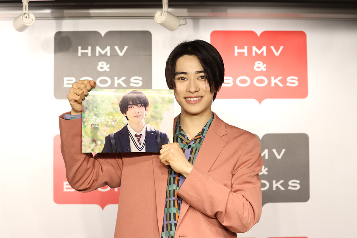 本島純政 2024-2025 CALENDAR」発売記念イベントフォトギャラリー