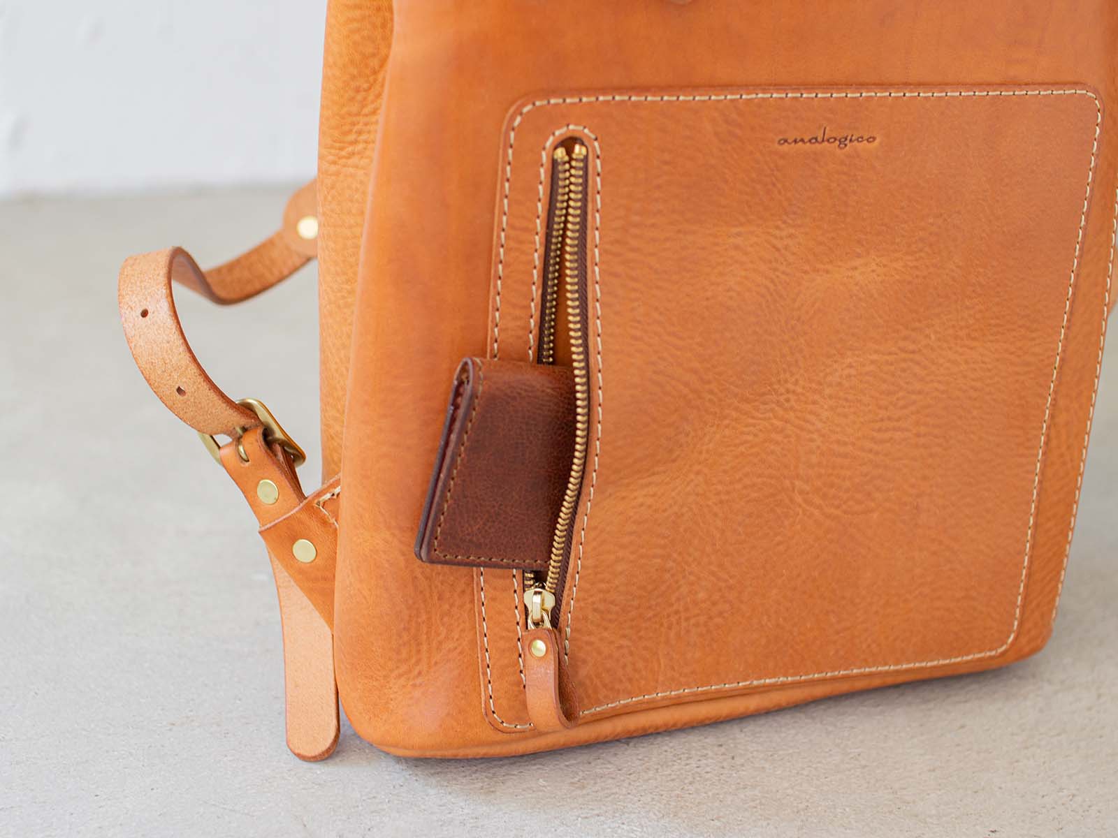 四角リュック M |analogico（アナロジコ）