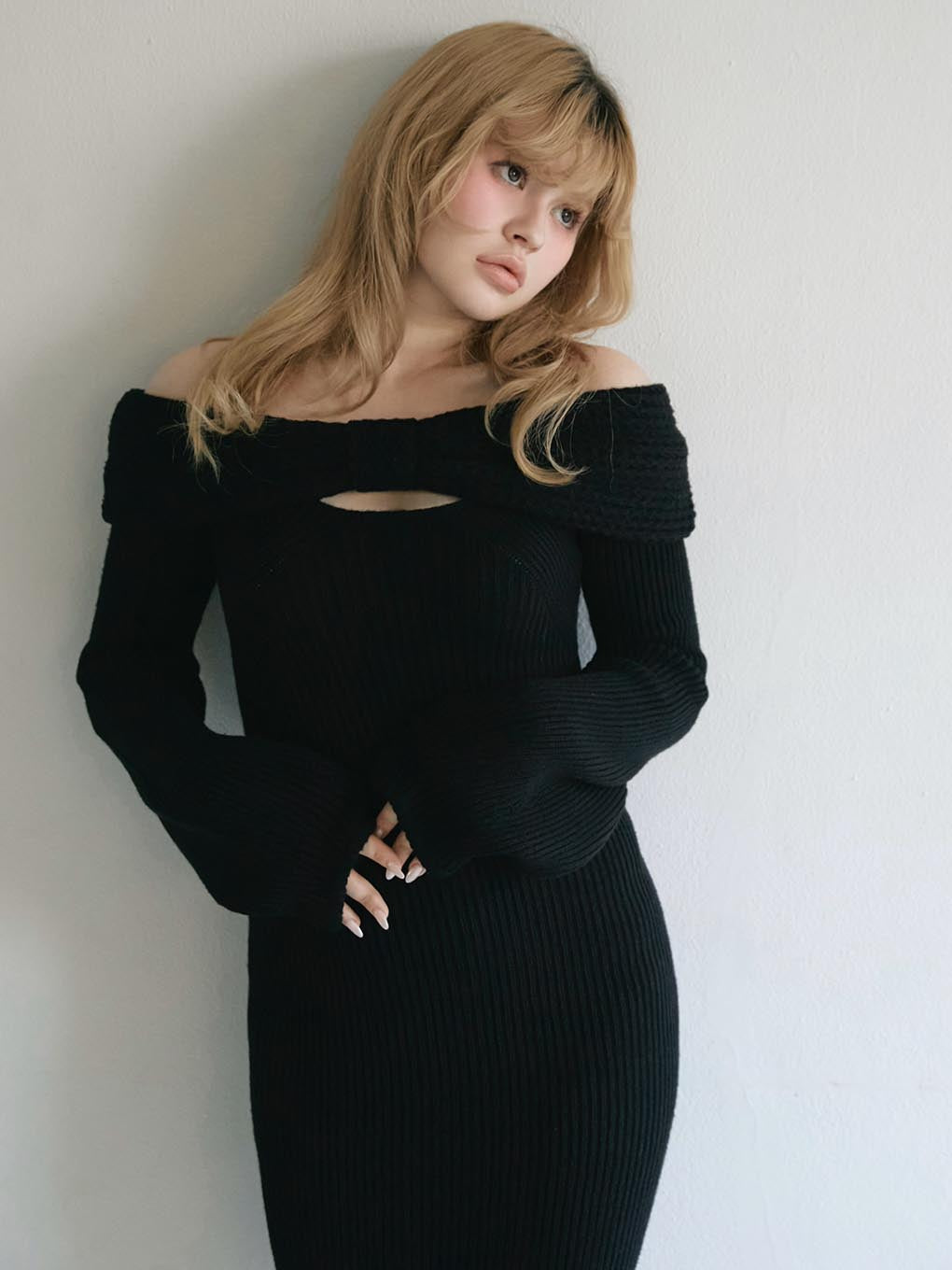 ANDMARY】Amanda offshoulder knit dress