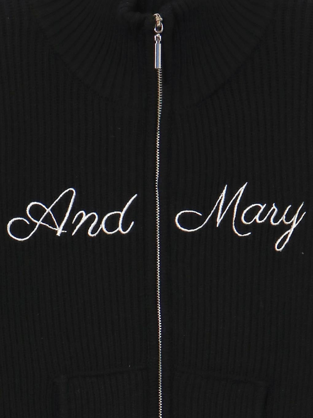 ANDMARY】Letter mary logo set up