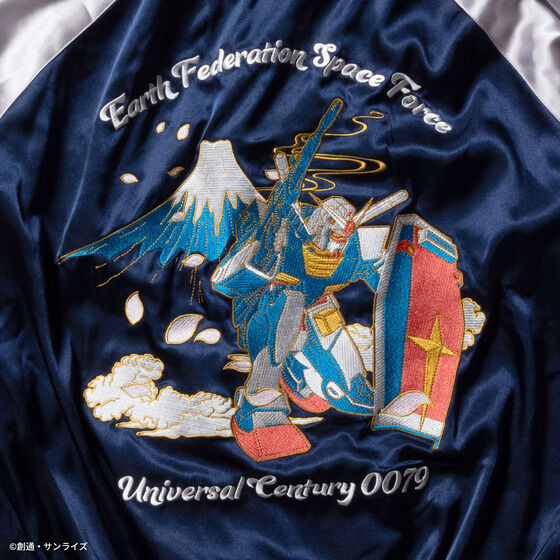 機動戦士ガンダム」ガンダム＆シャアザクの刺繍がクール！ 大胆