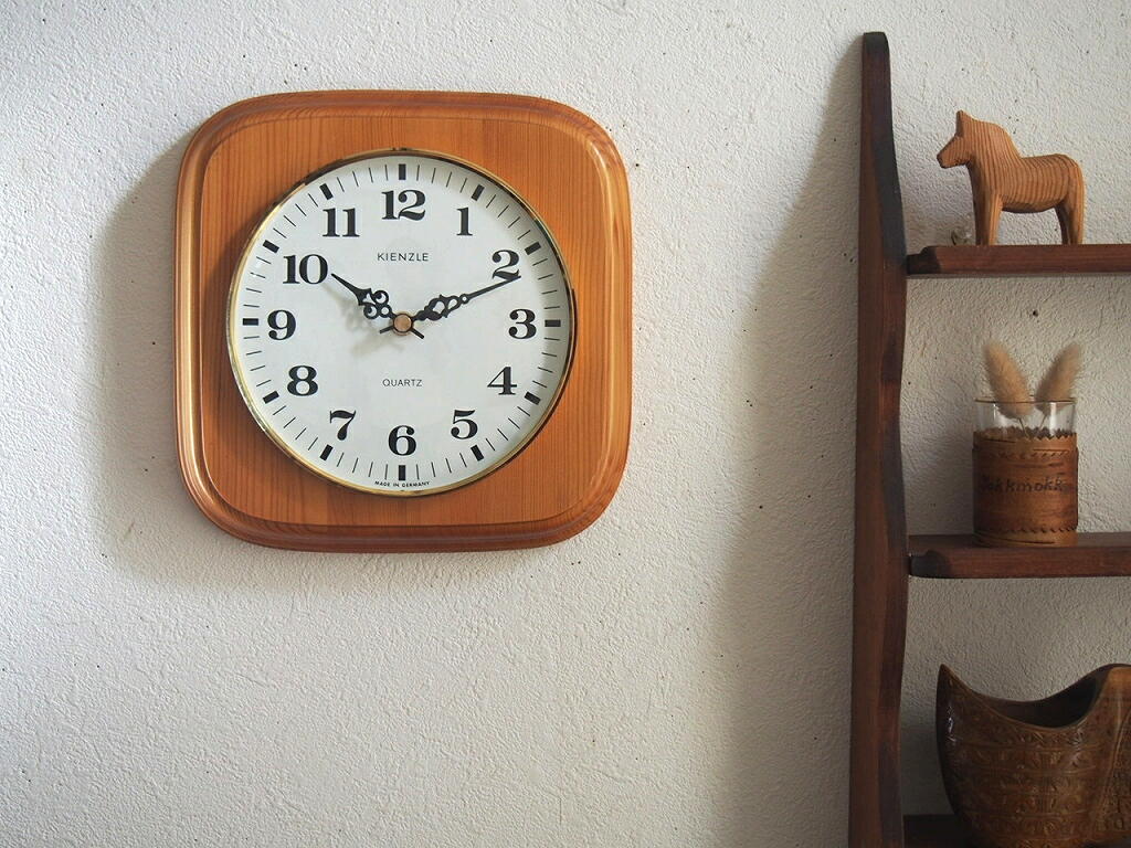 ドイツ KIENZLE 壁掛け時計｜木製×真鍮フレーム｜1960年代ヴィンテージ