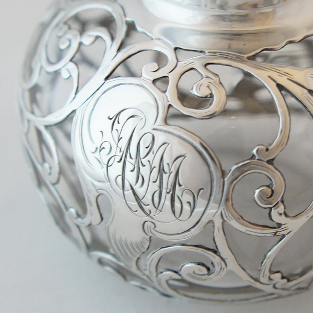 アメリカ「銀巻き装飾 香水瓶」《アンティックかとう》