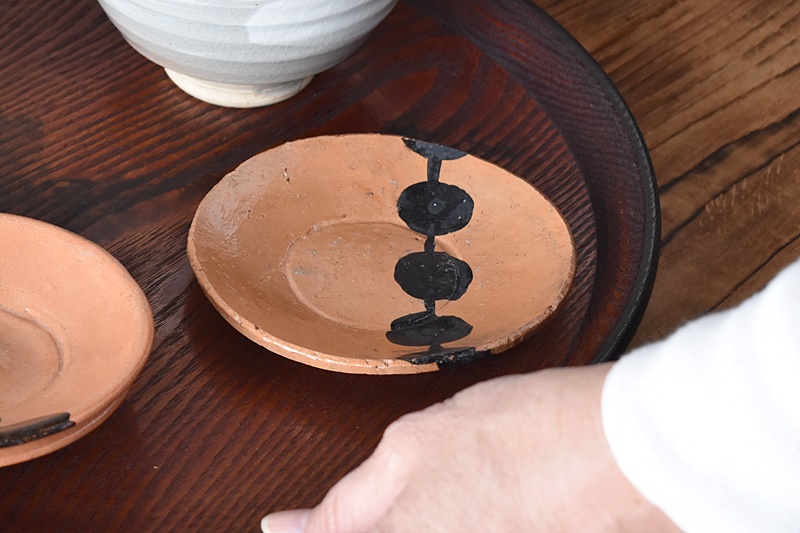 永楽 赤楽 団子皿 都おどり 京焼 - 生活骨董と古布のアンティーク