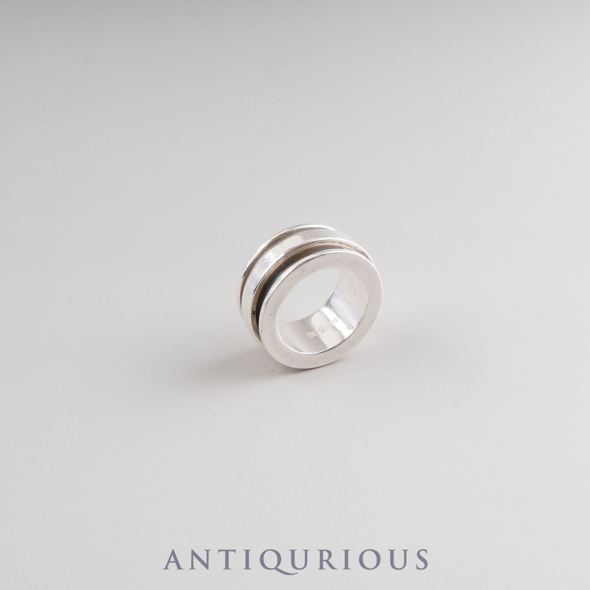 メゾンマルジェラ リング アーカイブ スクロール | 東京銀座の