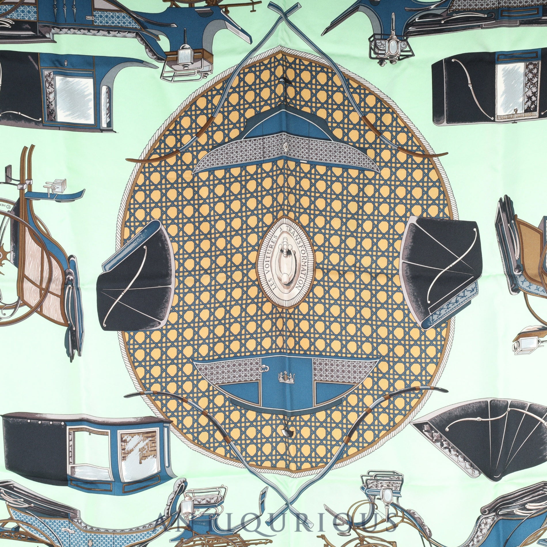 エルメス スカーフ カレ90 Les Voitures a Transformation 折りたたみ