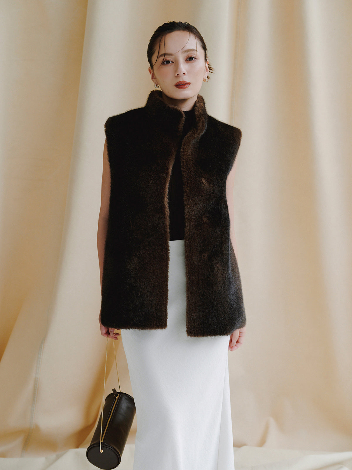 スタンドカラーファーベスト