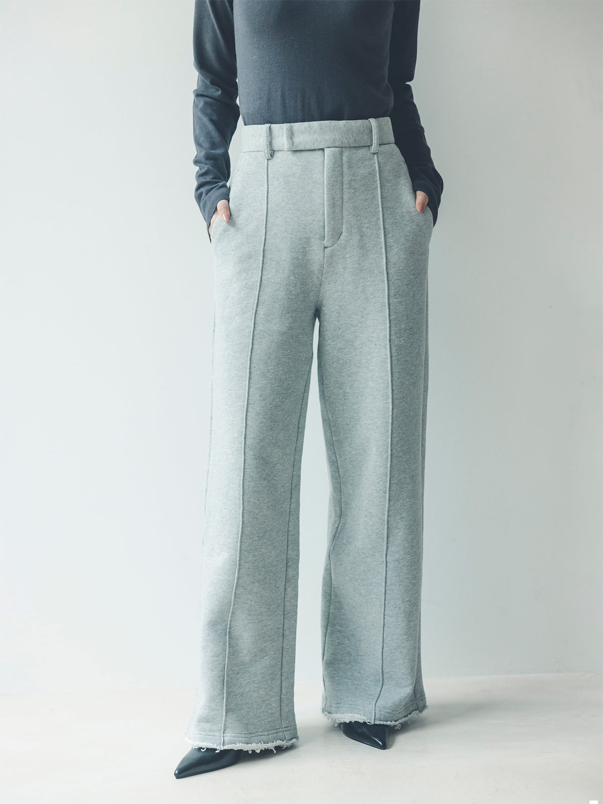 ピンタックスウェットパンツ