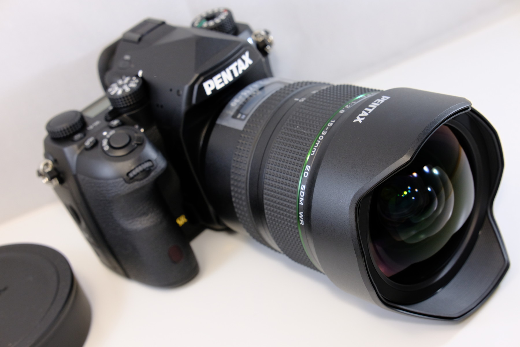 レンズレビュー】苦悩と喜びに満ち溢れるKマウント広角『HD PENTAX-D