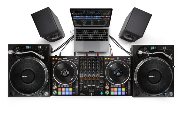 ASCII.jp：Pioneer DJ、演奏性の高いDJコントローラー「DDJ-1000SRT」