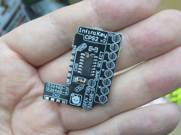 ASCII.jp：電池切れのアーケードゲーム基板を復活させる改造基板が販売中！