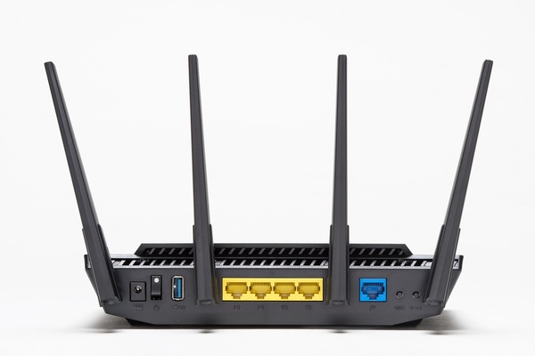 2万円切りのWi-Fi 6ルーター「RT-AX3000」、最大速度2402Mbpsの凄さを