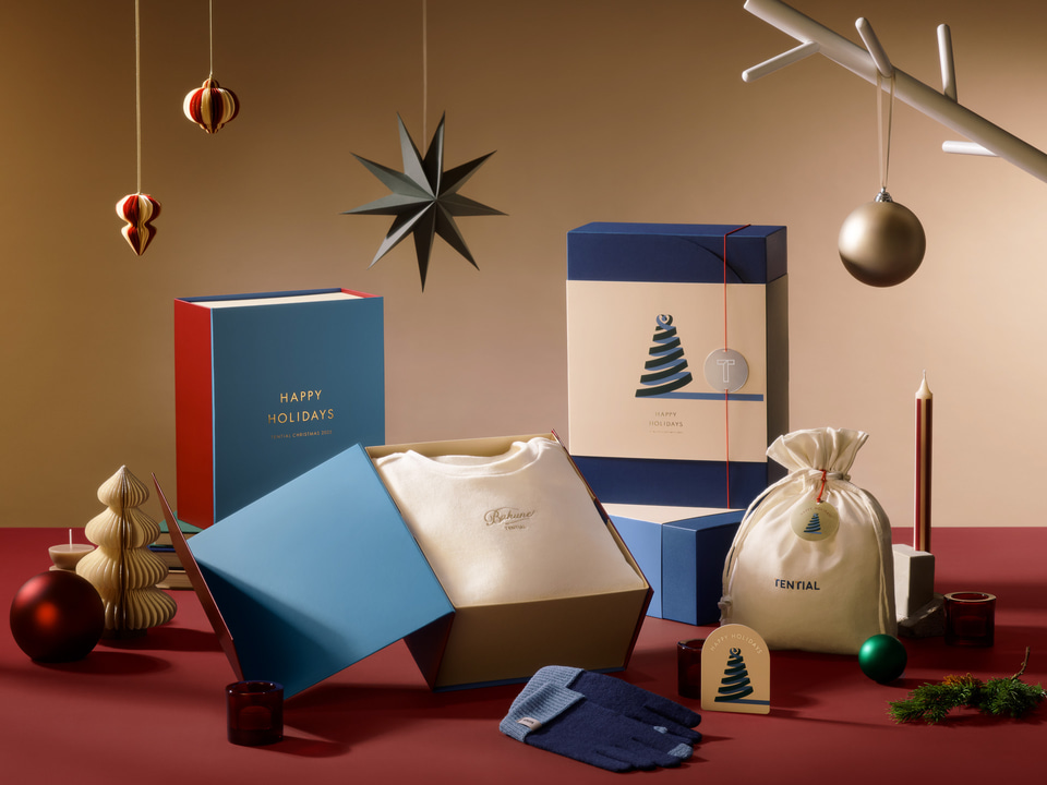 リカバリーウェア「BAKUNE」がブランド初のクリスマス限定品。上下