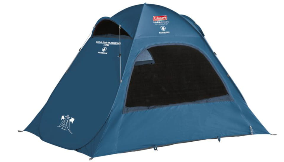 コールマン、簡単設営のダークルームシェードに簡易防水機能を備えた新