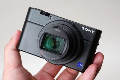 小寺信良の週刊 Electric Zooma!】“ポケットに入るα9”秒間20コマ連写の