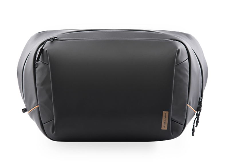 PGYTECHの小型ショルダーカメラバッグ「OneGo Solo V2」。3サイズ展開