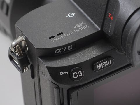 新製品レビュー：SONY α7 III（外観・機能編） - デジカメ Watch