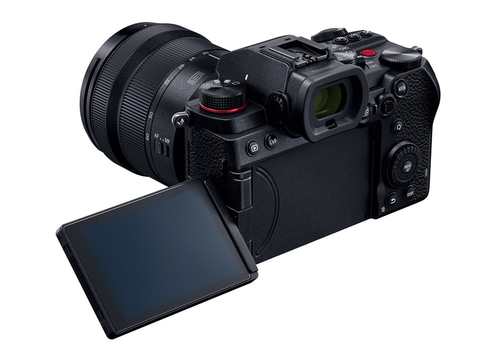 パナソニック「LUMIX S5」の国内価格が発表。ボディ税別24万円