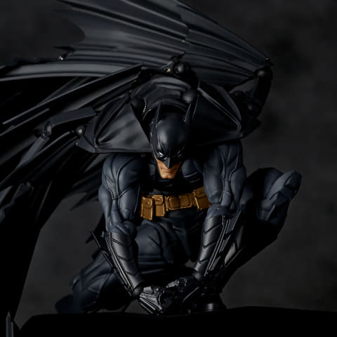 漆黒のマントを身に纏い悪を裁く！海洋堂から「バットマン」の