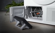 ミーレ、初のヒートポンプ式を採用した容量9kgの衣類乾燥機 ～Wi-Fi