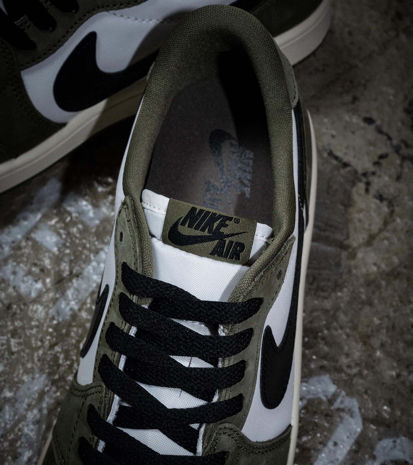 JORDAN BRAND AIR JORDAN 1 RETRO LOW OG Medium Olive | atmos