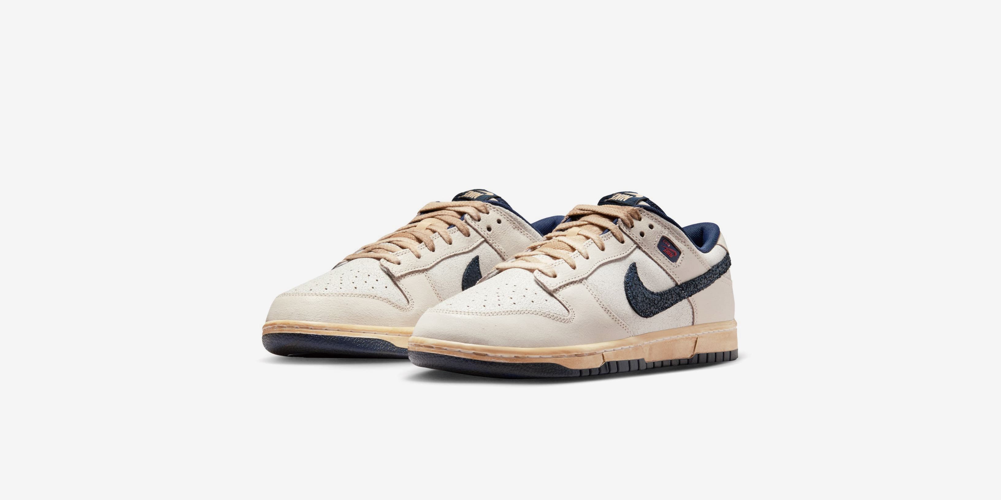 NIKE x Stranger Things | atmos（アトモス） 公式オンラインストア