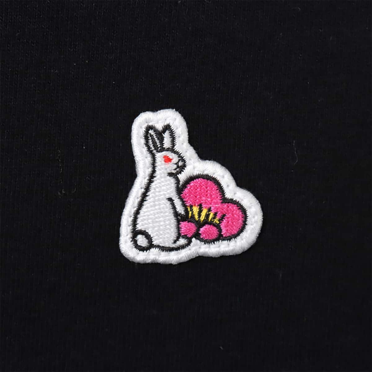 FR2梅 atmos pink collaboration with #FR2梅 S/S T-shirt BLACK