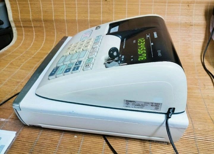 カシオレジスター TE-M80 中古品 人気機種感熱紙 送料無料 801000