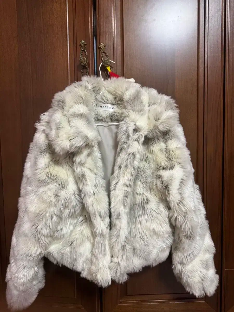 スリータイムズ ファージャケット (リニューアル前) - メルカリ