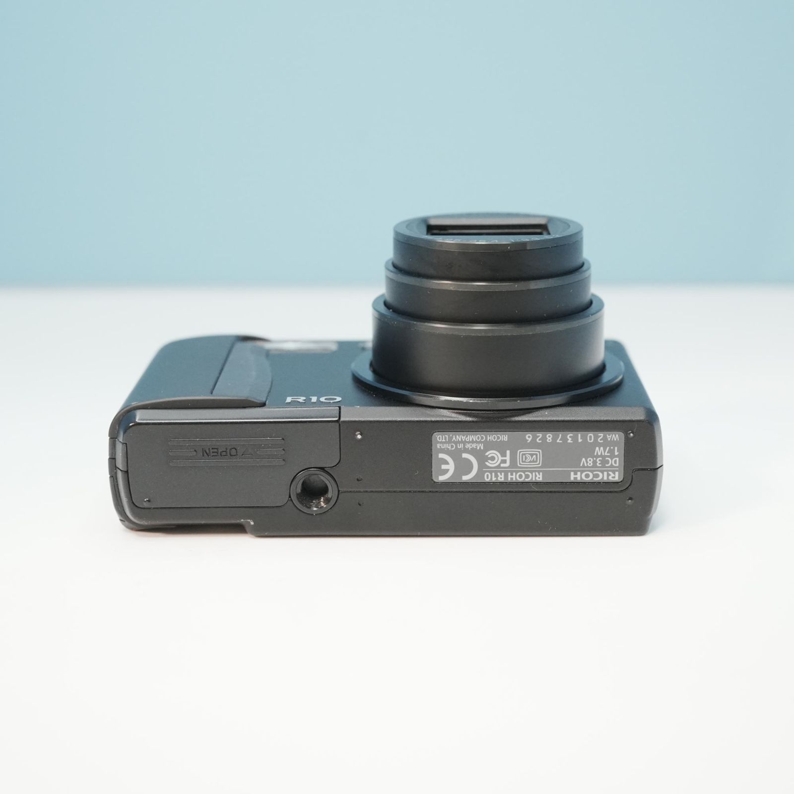 RICOH R10 デジカメ スマホ転送OK フルセット a5803 - メルカリ