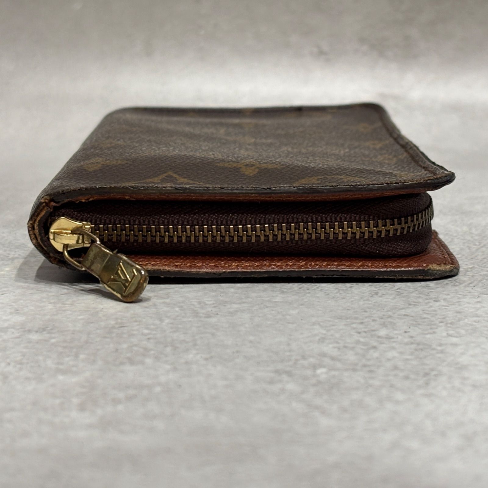 Louis Vuitton ルイヴィトン モノグラム ポルトモネジップ ラウンド