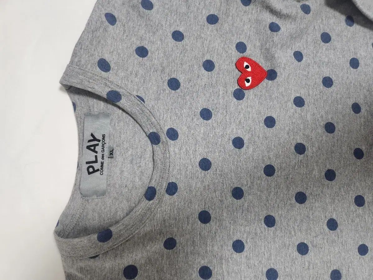 COMME des GARCONS コム・デ・ギャルソン PLAY(プレイ) ドット(ドット