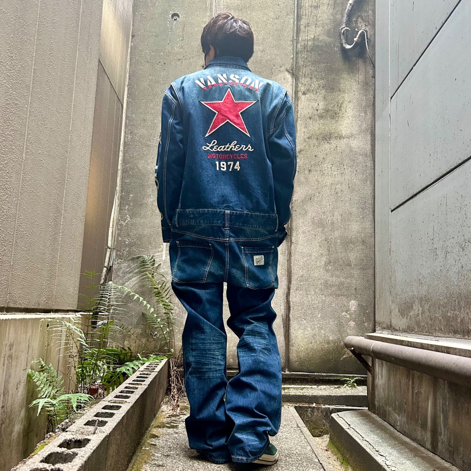 VANSON/ バンソン】 デニム オールインワン ジーンズ つなぎ 刺繍