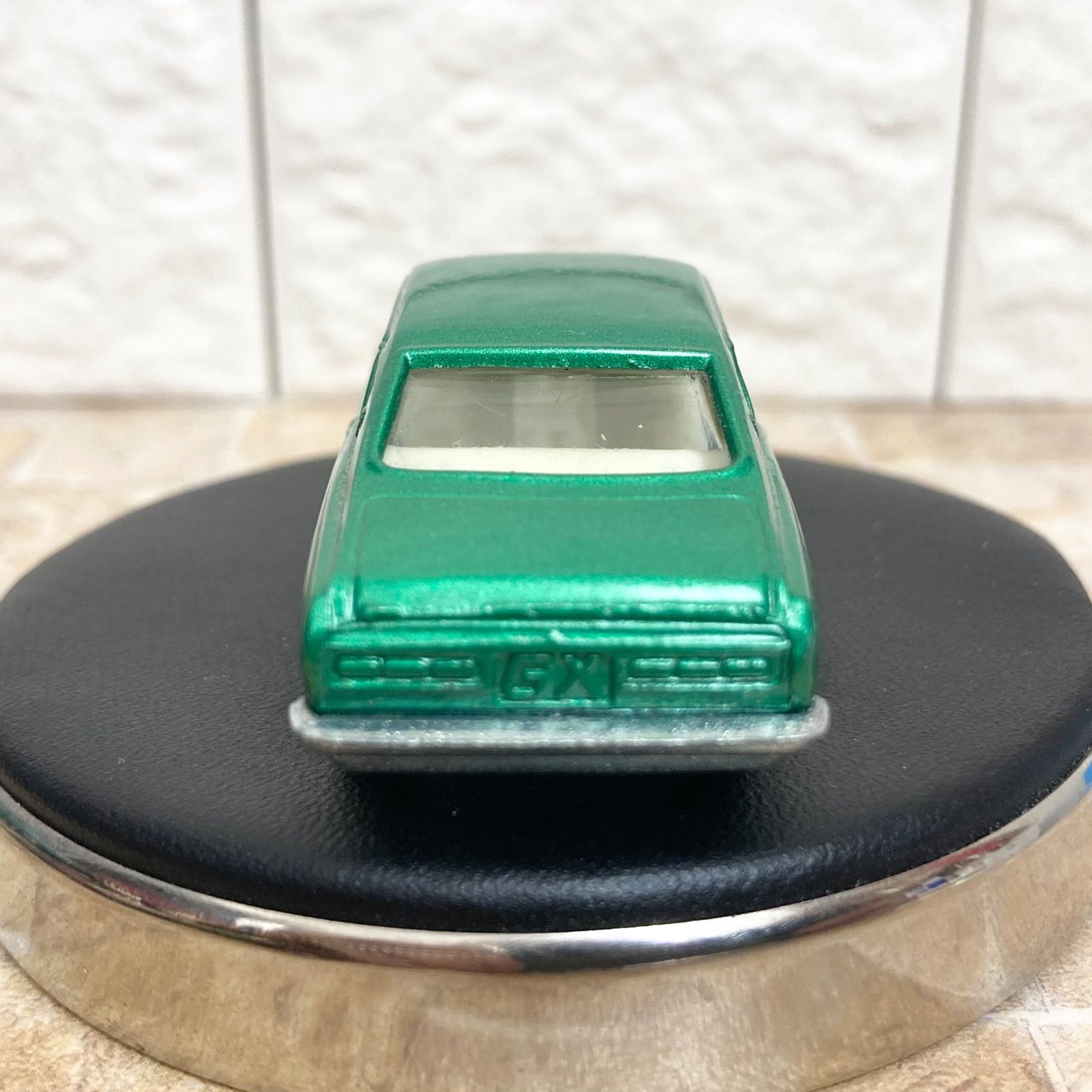 トミカ 日本製 No.14 LAUREL ローレル 2000GX グリーン 緑 黒箱 TOMICA