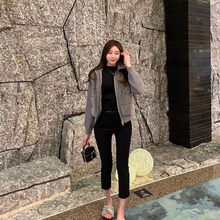 限定SALE】◾️2WAYニットスリーブエコファーダウンジャンパー - メルカリ