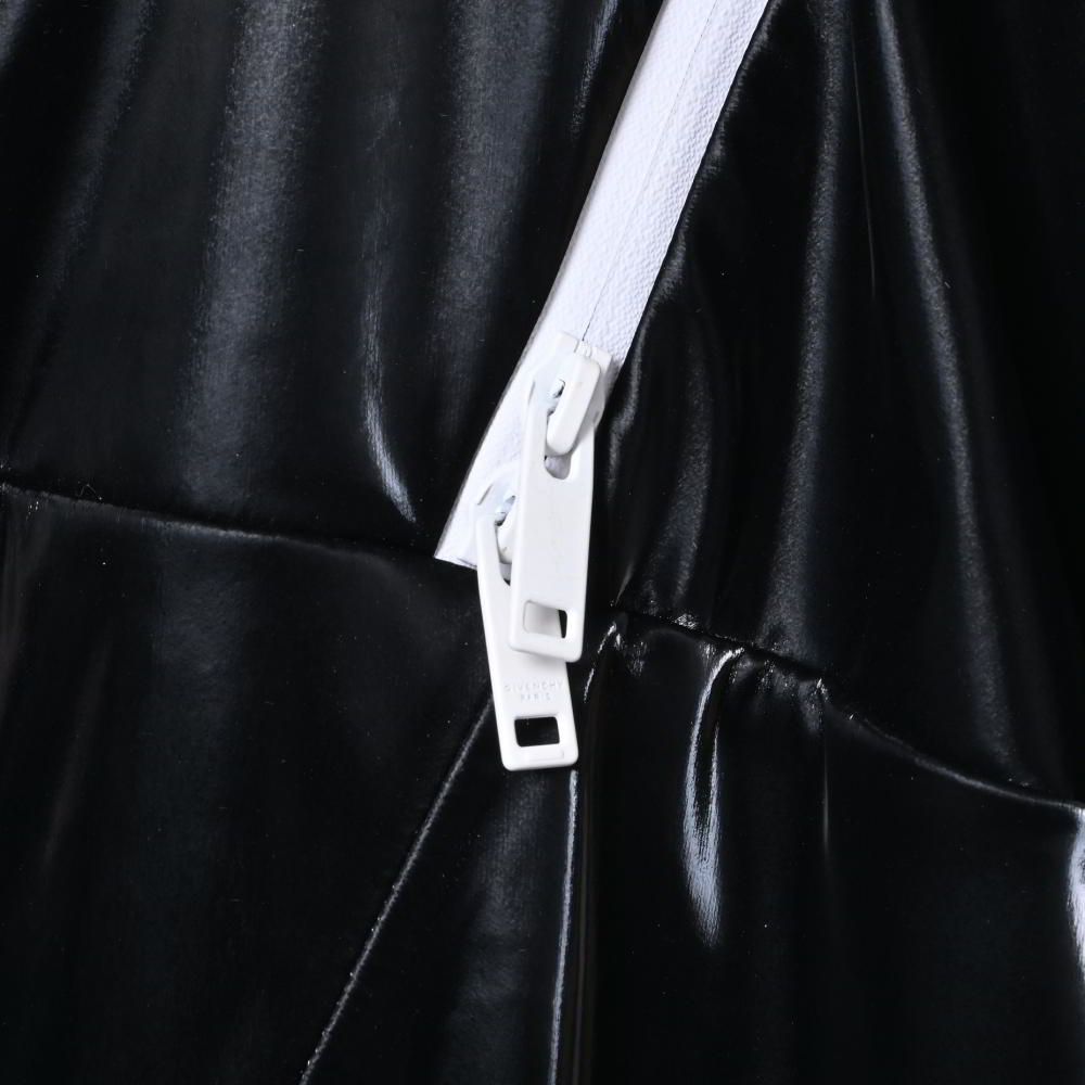 GIVENCHY ベルベット エフェクト オーバーサイズ コート - メルカリ