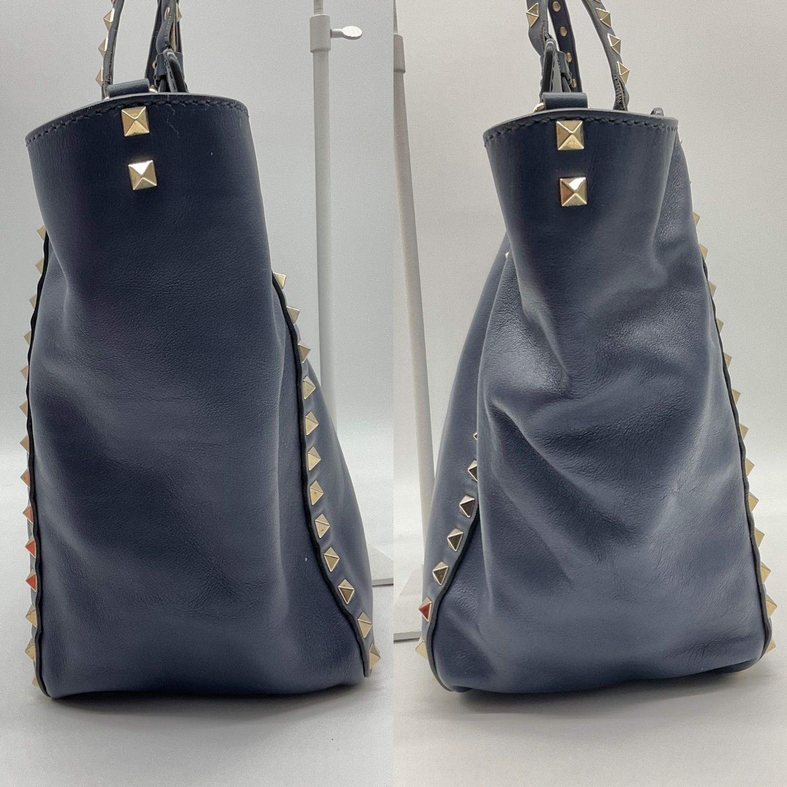 ○VALENTINO GARAVANI ヴァレンティノ・ガラヴァーニ ロックスタッズ